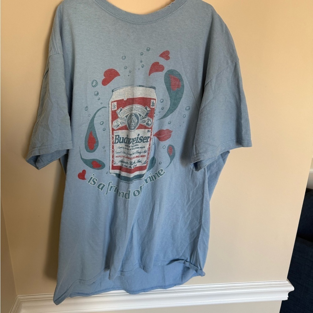 Light Blue Women’s Sz Small Junkfood Clothing Budweiser Is A Friend of Mine Tee - Picture 2 of 7